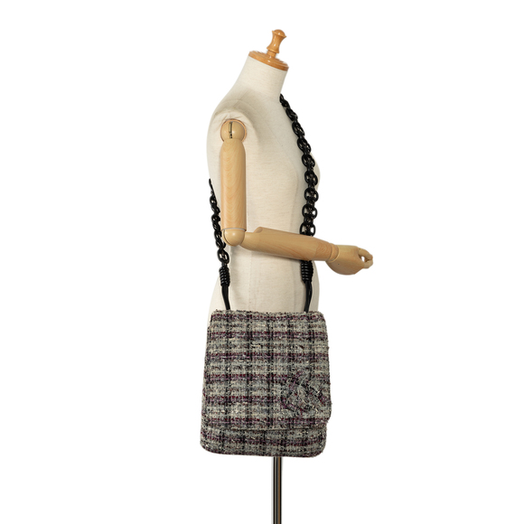 Pre-Loved Chanel Tweed Camellia Crossbody - Picture 9 of 10